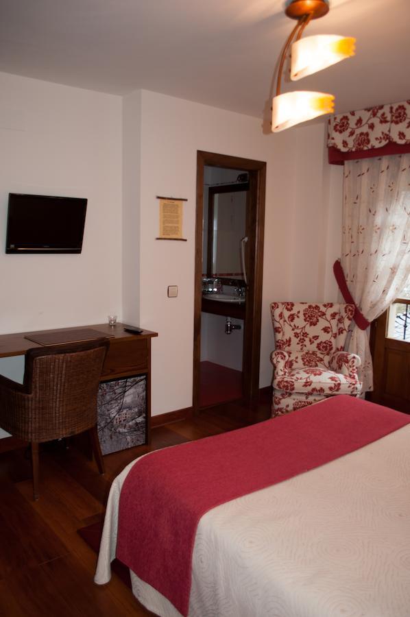 El Mirador De Fuentes Del Narcea Hotel Monco Bilik gambar