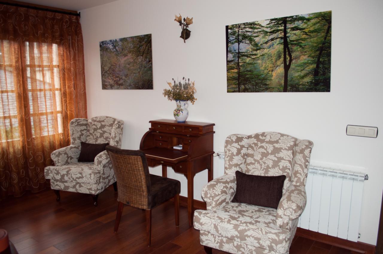 El Mirador De Fuentes Del Narcea Hotel Monco Luaran gambar